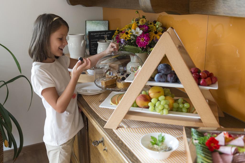 Privatzimmer Haring Kitzeck im Sausal Esterno foto
